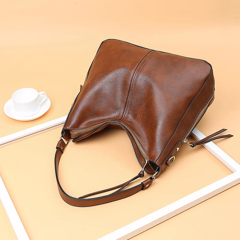 DIDA BEAR Hobo Shoulder Bag: Casual Style with Single Strap, Soft PU Leather, Versatile and Spacious Design