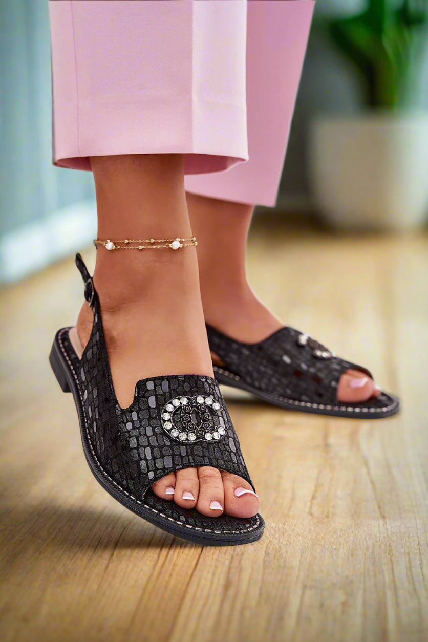  Sandals model 215704 Step in style 