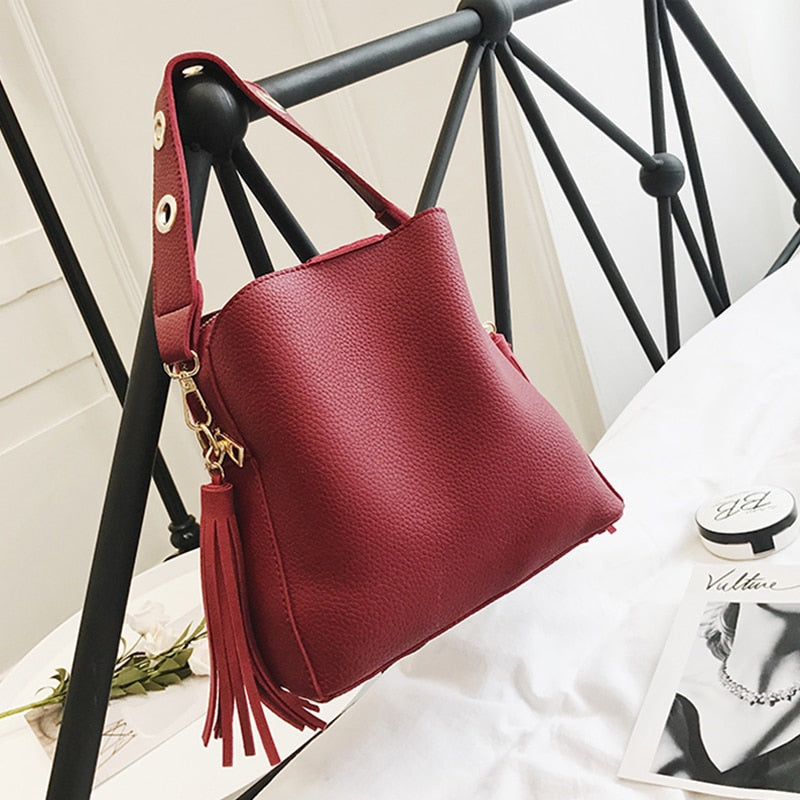 Fashion Scrub Women Bucket Bag Vintage Tassel Shoulder Bag